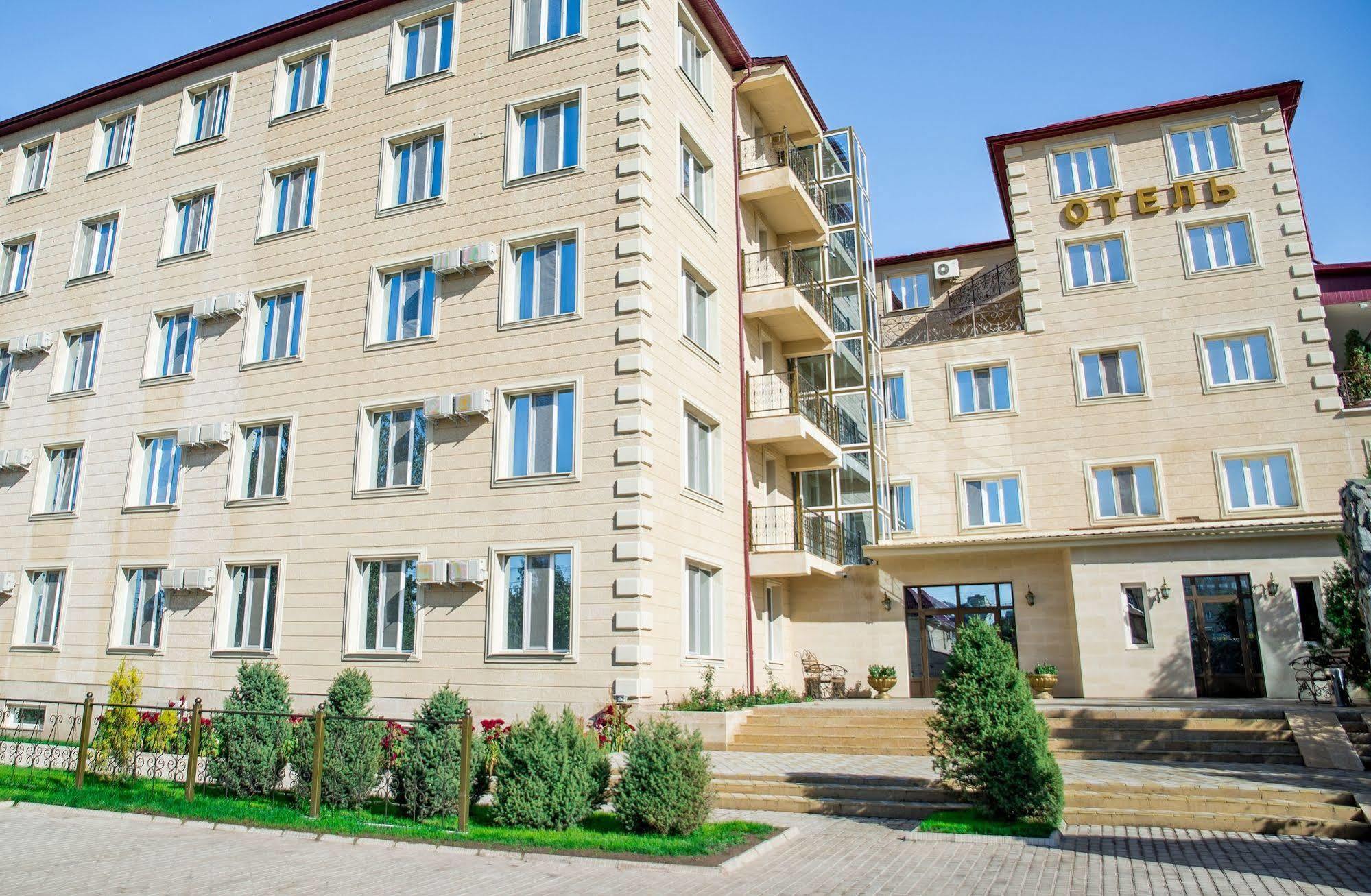 Rich Hotel Bichkek Extérieur photo