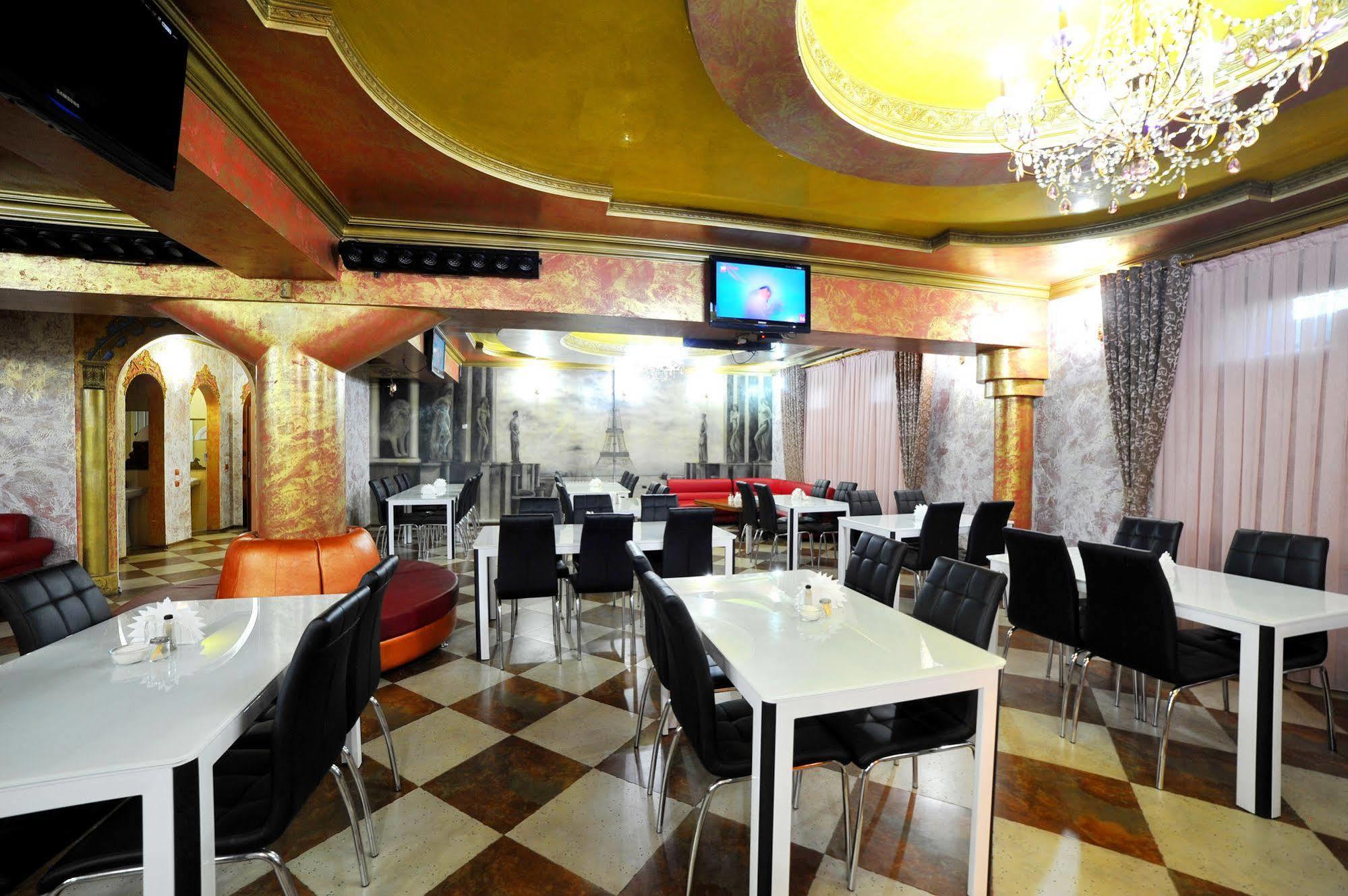 Rich Hotel Bichkek Extérieur photo